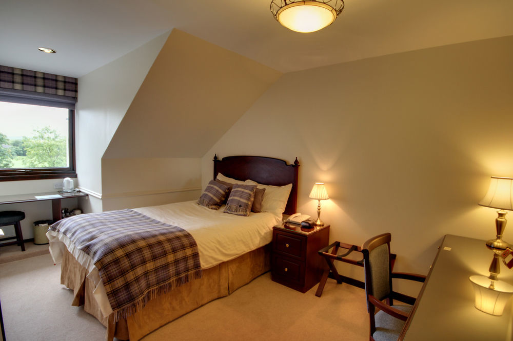 Strathburn Hotel Inverurie By Compass Hospitality Экстерьер фото